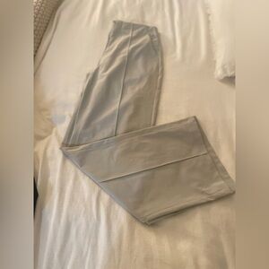 Vuori wide leg pants size small.  Like new condition